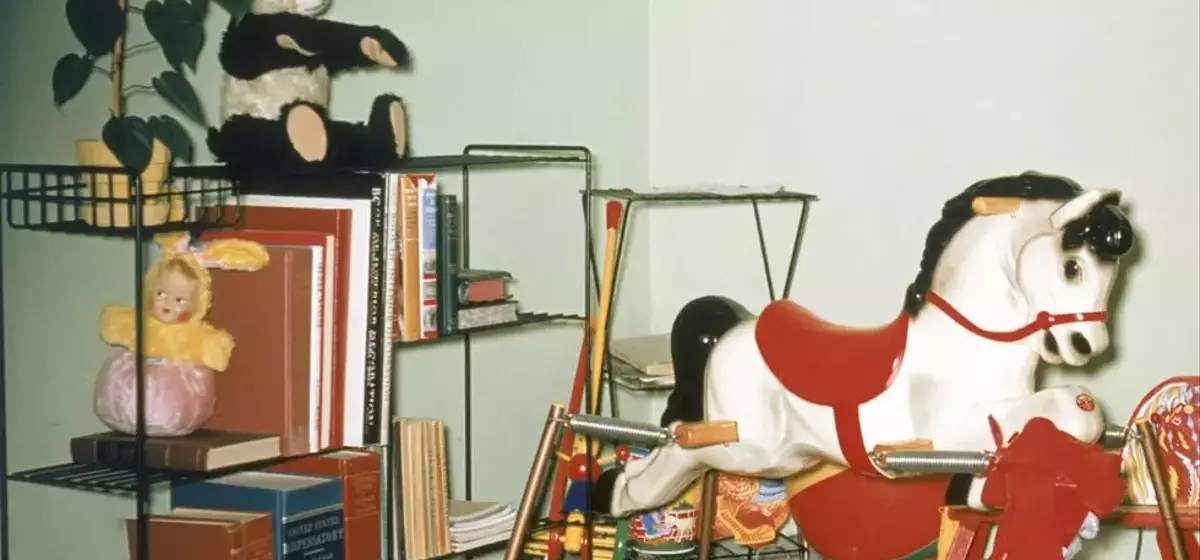 Timeless Toys: The Evolution of Classic Playthings from 1950 to 1969