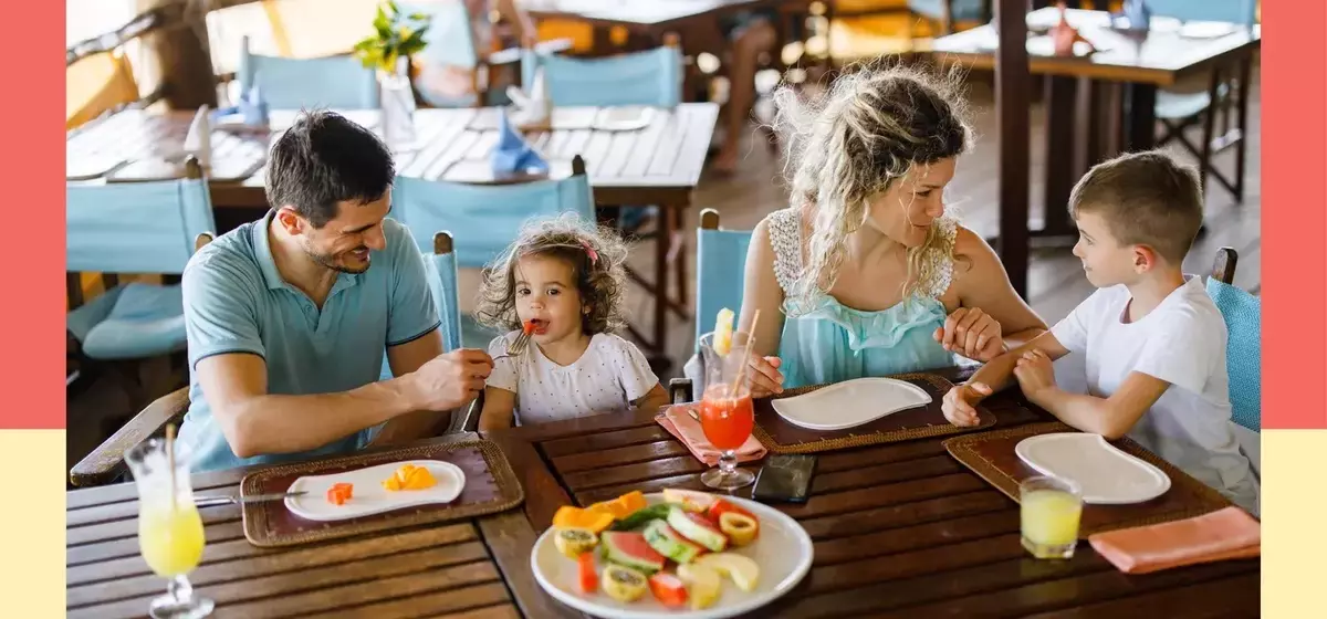 Family Travel: The Growing Trend of Complimentary Kids' Meals at Hotels