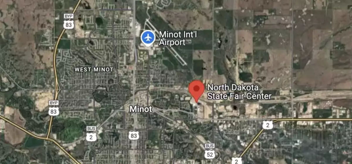 Near Miss: Commercial Airliner and B-52 Bomber's Close Encounter Over North Dakota