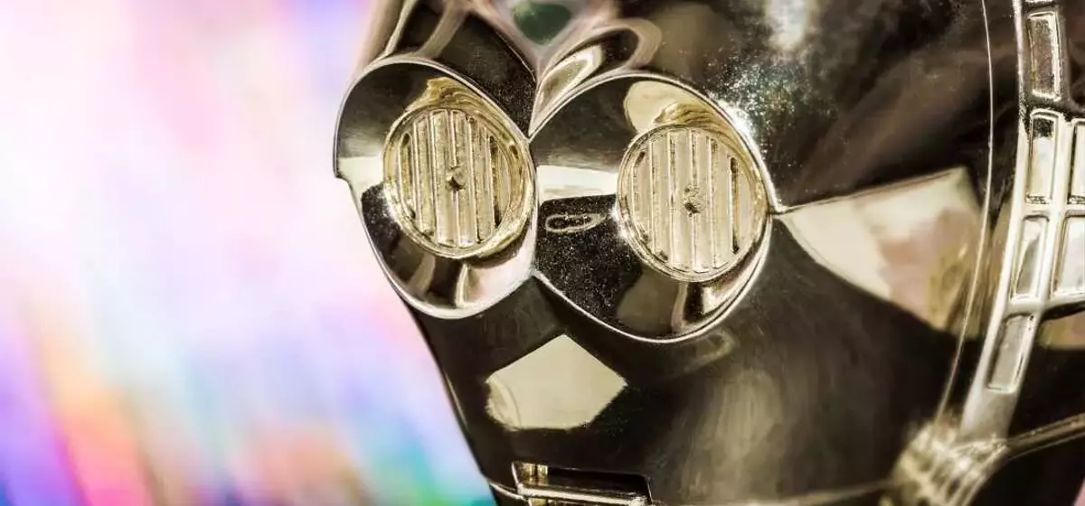 The Unexpected Charm of Neurotic Robots: A Study in Human-Robot Interaction