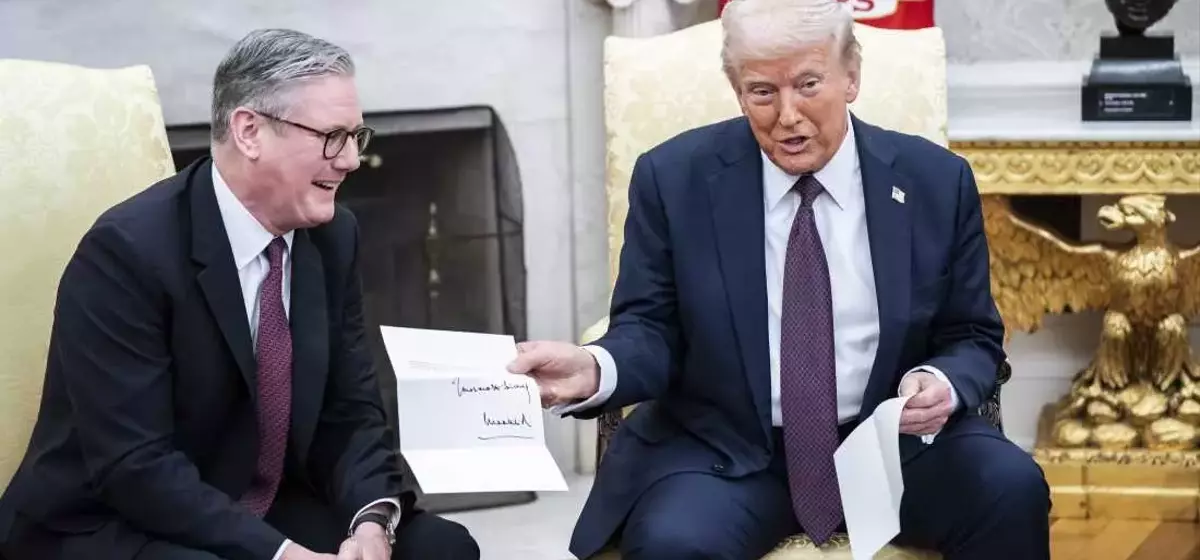 The Strategic Embrace: How World Leaders Are Mastering the Art of Flattery to Influence President Trump