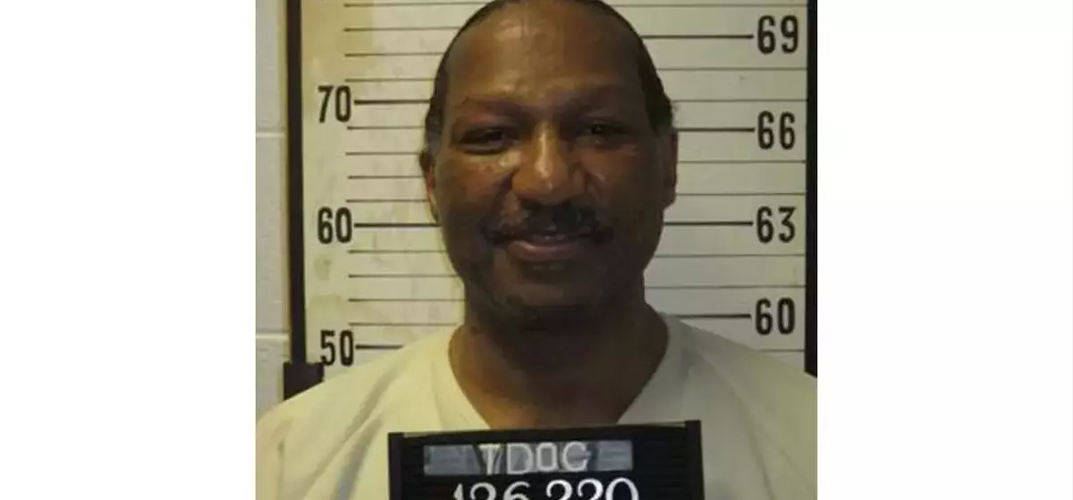 Tennessee Execution Faces Ethical Dilemma: Inmate with Active Defibrillator