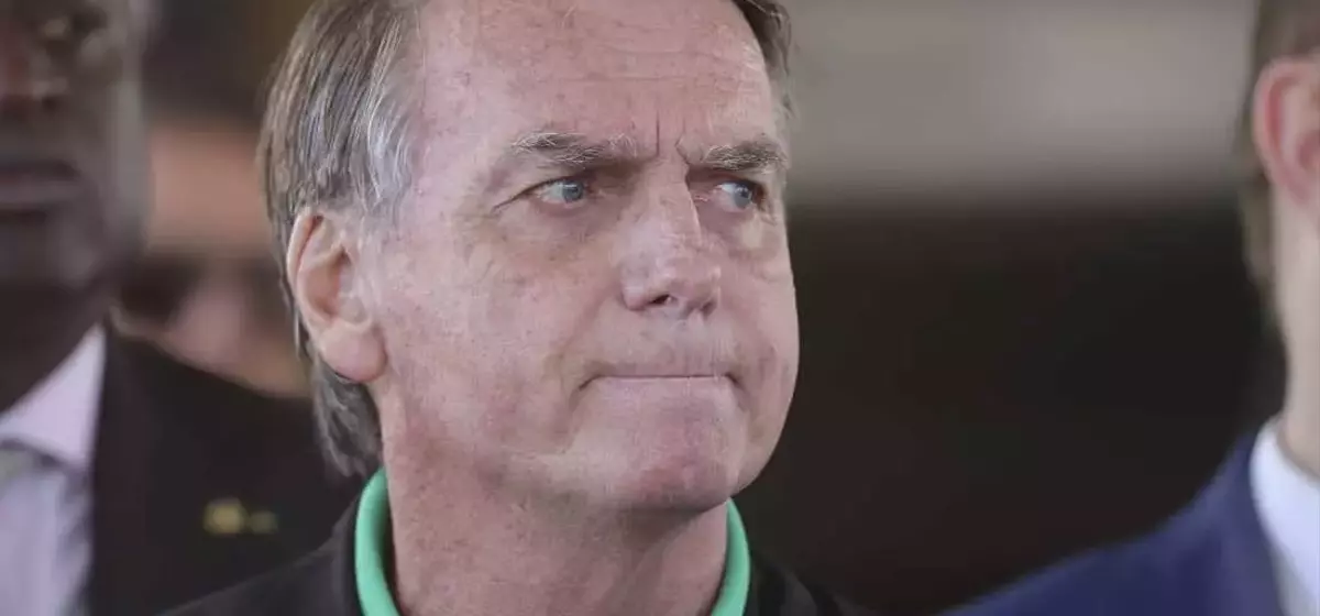 Brazilian Supreme Court Places Former President Bolsonaro Under House Arrest