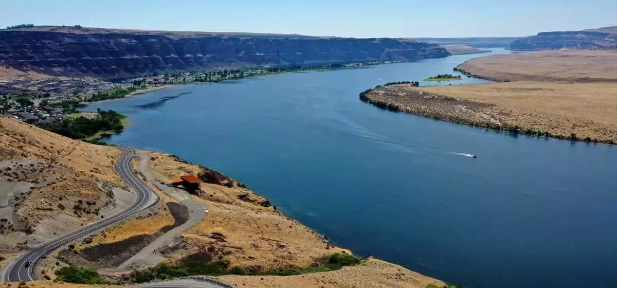 Washington's Data Center Boom: A Blessing or a Burden?
