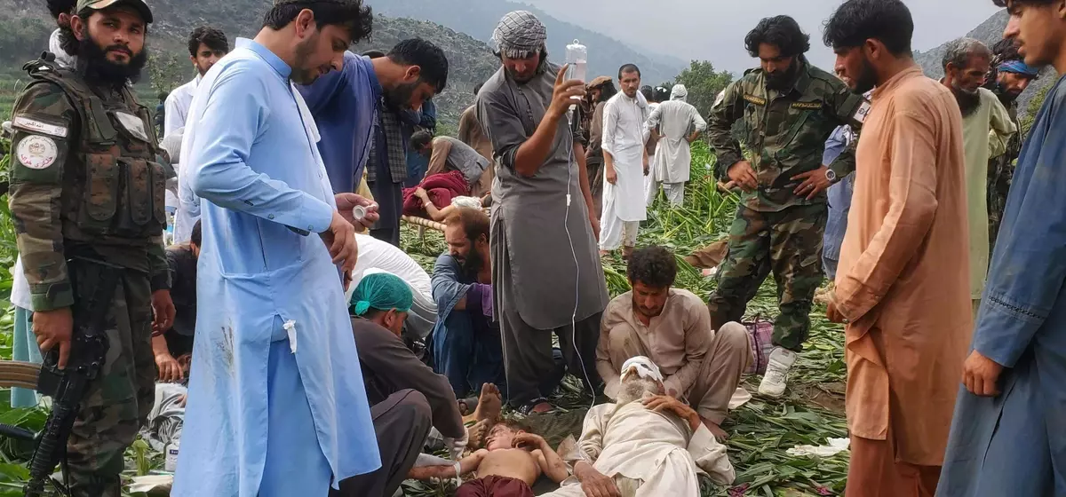 Devastating Earthquake Strikes Eastern Afghanistan, Hampering Rescue Efforts