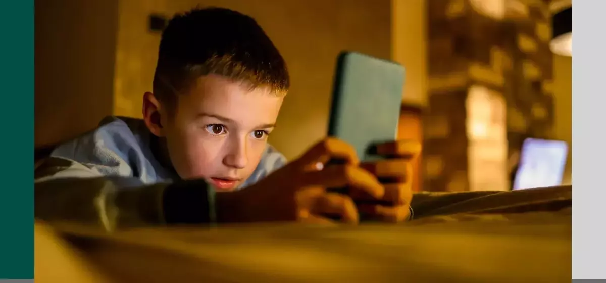 Social Media's Influence on Adolescent Masculinity: A Study on Digital Stereotypes and Emotional Well-being
