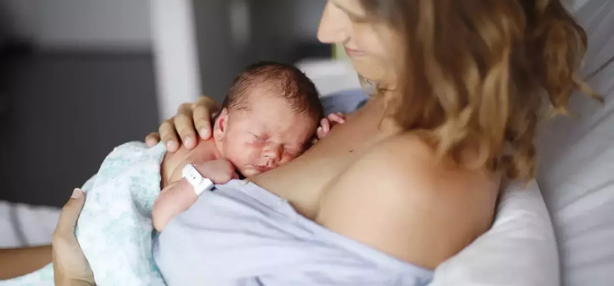 Melodies in Labor: The Harmonious Trend of Birth Playlists