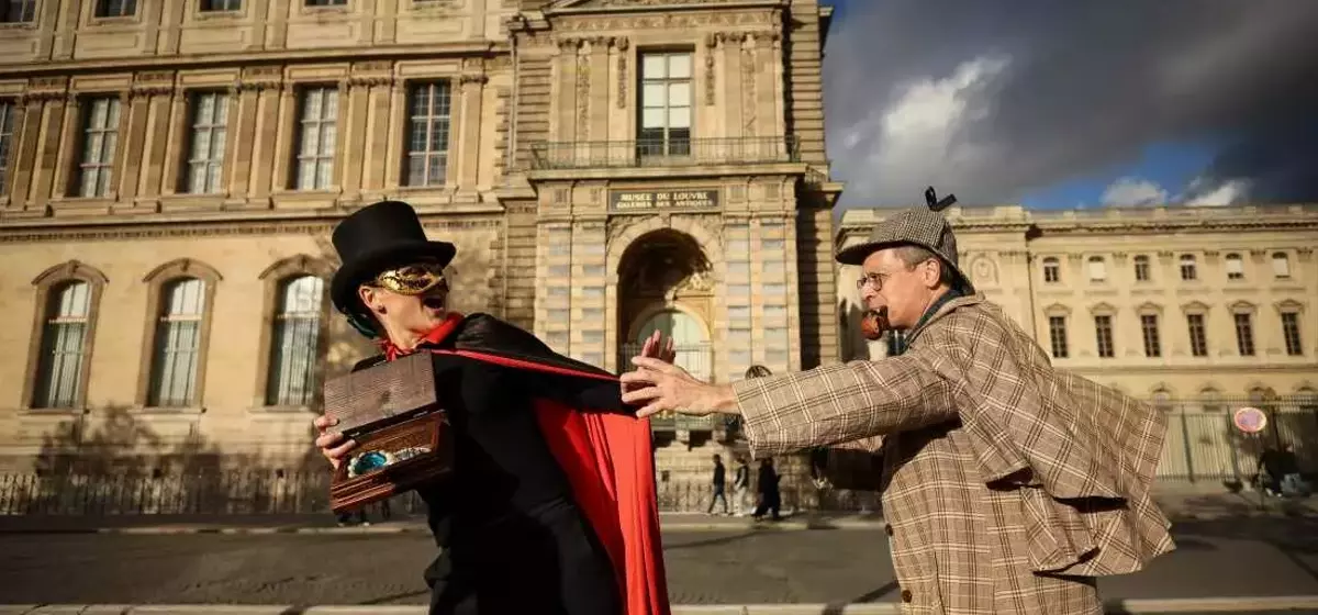 From High Art Heist to Viral Sensation: The Louvre Robbery and Its Digital Aftermath
