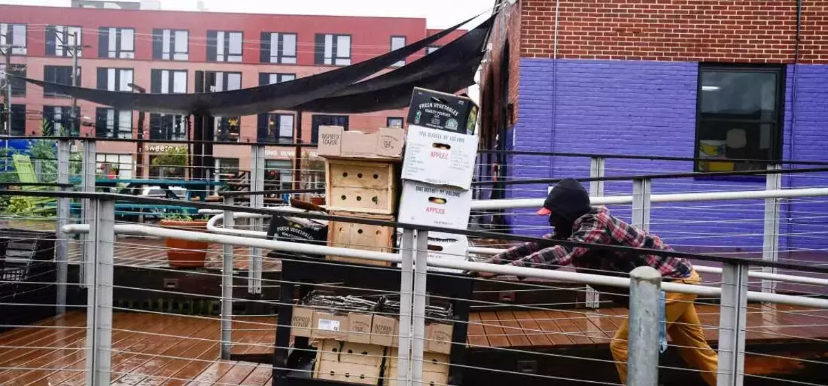 Food Banks Face Mounting Pressure as SNAP Benefits Hang in the Balance Amid Government Shutdown