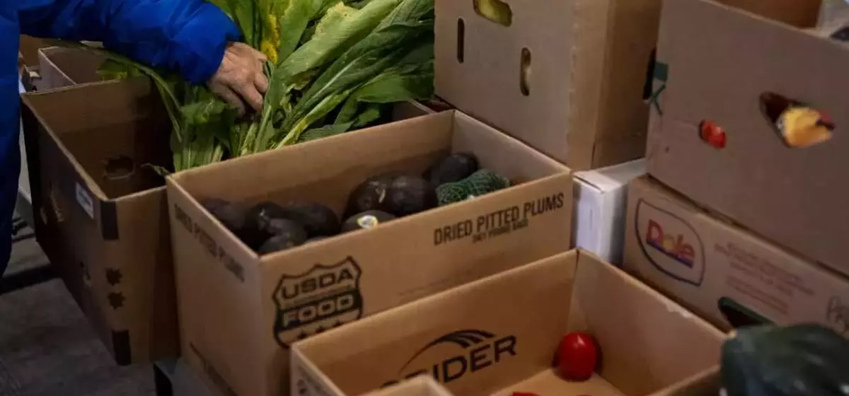SNAP Benefits in Turmoil: Communities Mobilize Amidst Federal Shutdown