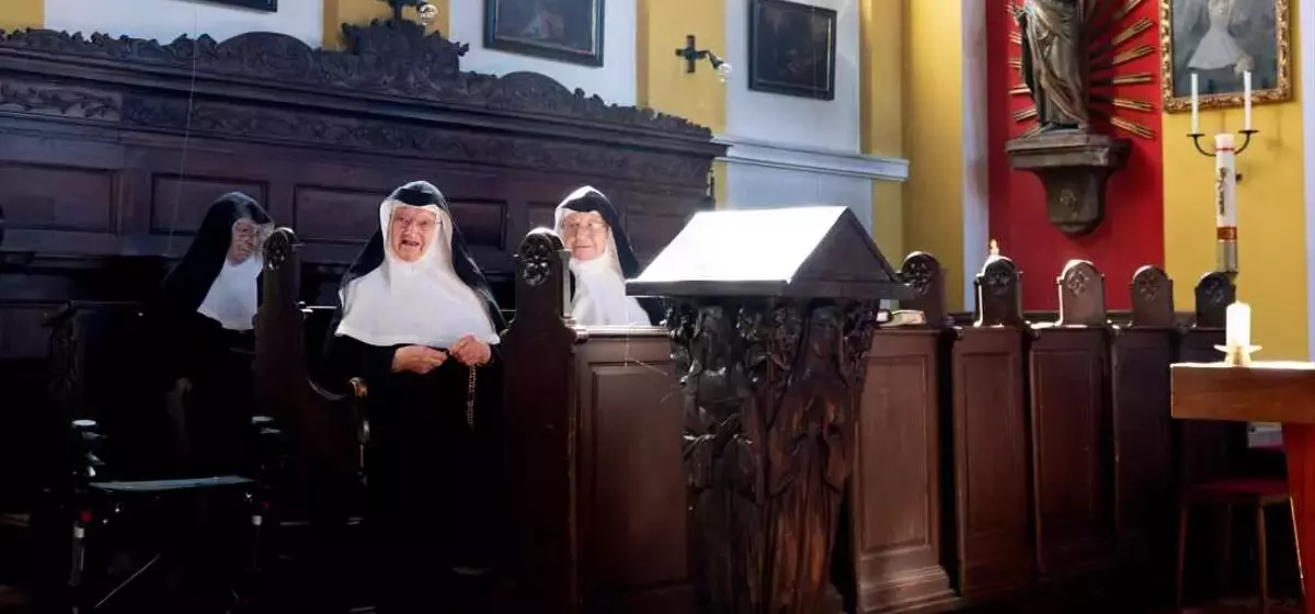 Elderly Nuns Stage Daring Return to Beloved Convent, Sparking Debate and Gaining Global Support