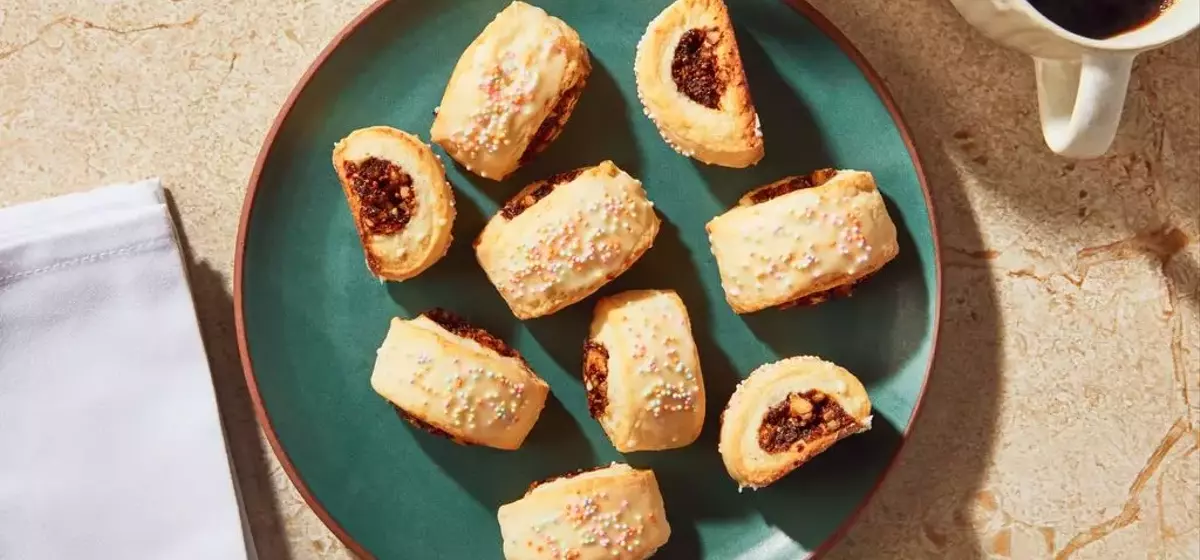 A Connoisseur's Collection of Holiday Cookie Recipes