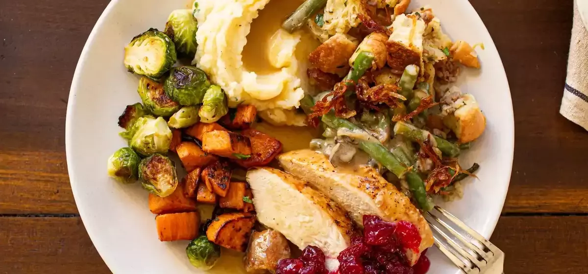 Smart Strategies for a Stress-Free Thanksgiving Feast