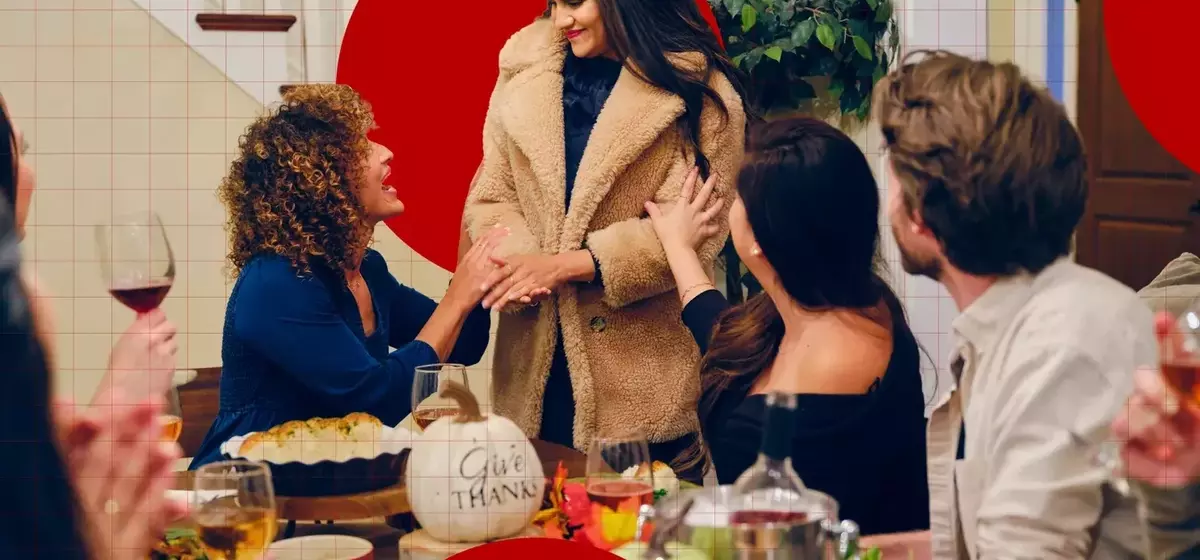 Mastering Thanksgiving Etiquette: A Guide to Gracious Guest Behavior