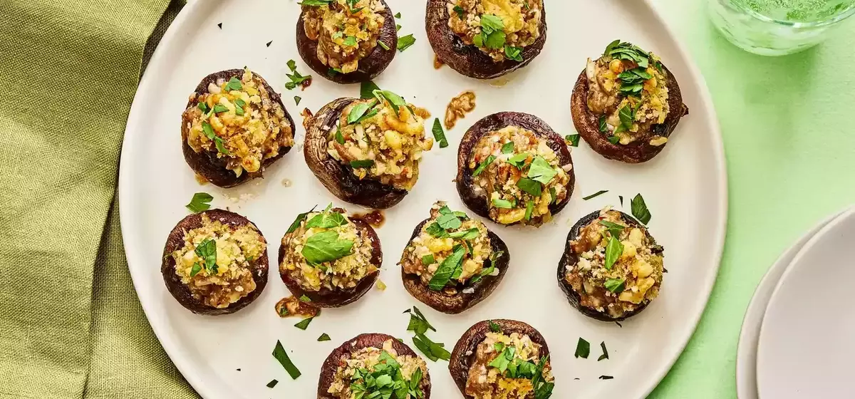 Delectable Sausage-Stuffed Mushrooms: A Culinary Delight