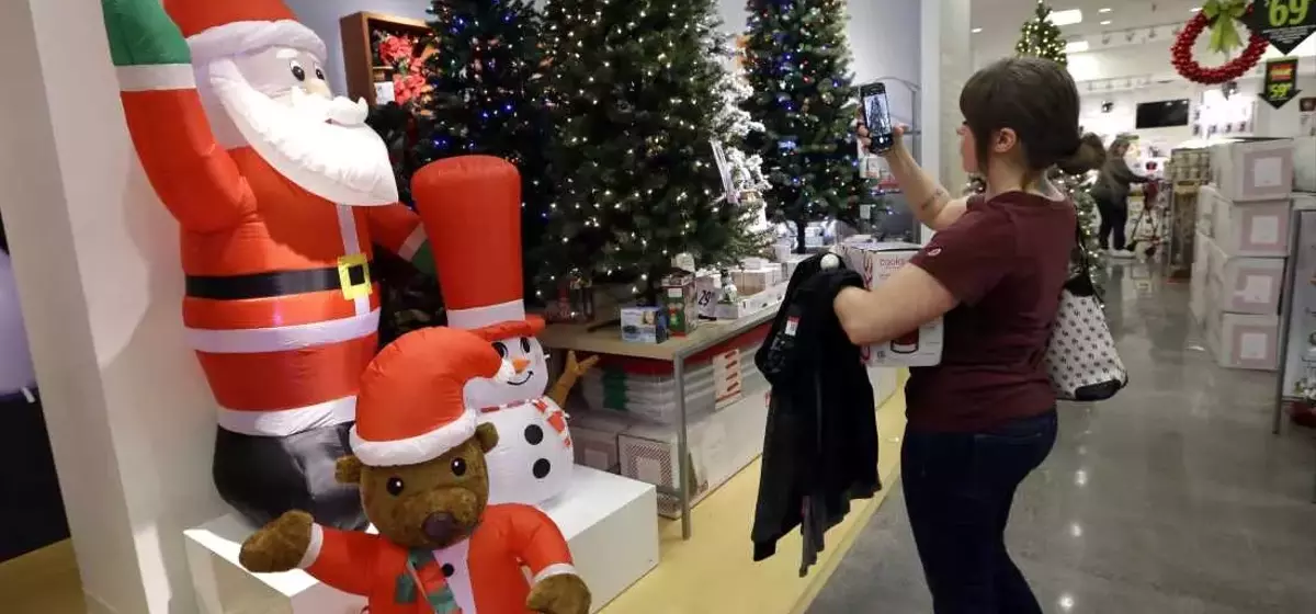 Tariffs Drive Up Artificial Christmas Tree Prices for Upcoming Holiday Season