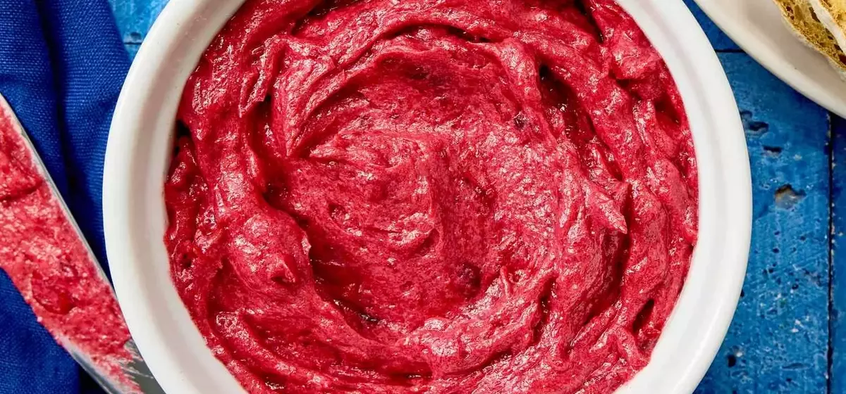 Homemade Cranberry Butter: A Sweet and Tangy Delight