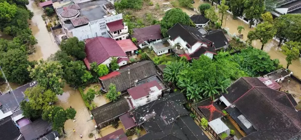 Devastating Floods and Landslides Claim 174 Lives in Sumatra, Indonesia