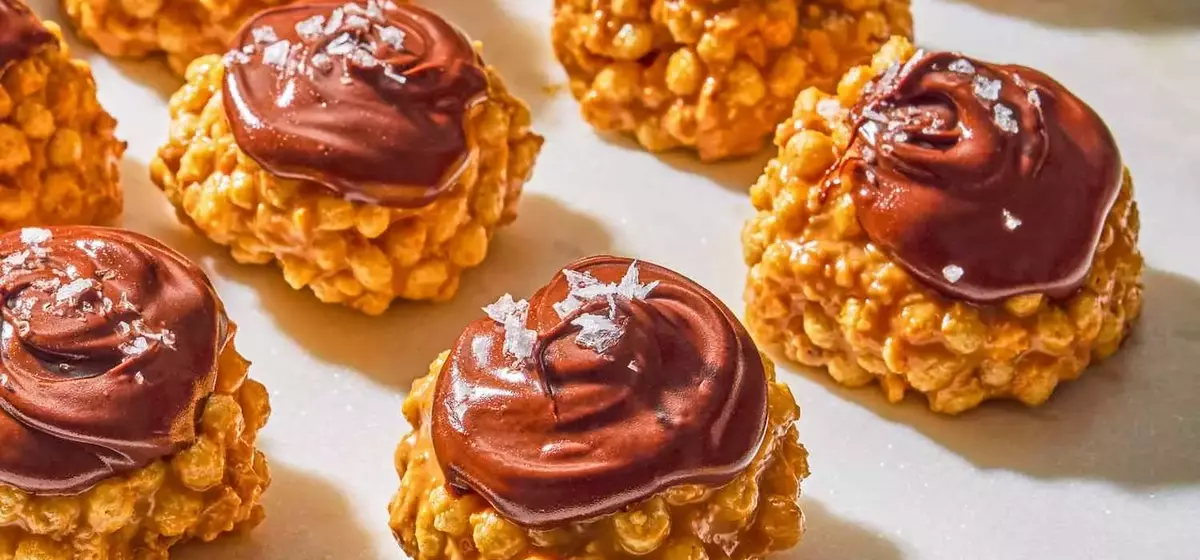 Delectable Crispy Peanut Butter Quinoa Bites