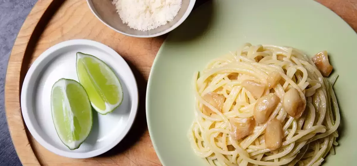 Creamy Garlic Pasta: A Quick and Flavorful Meal