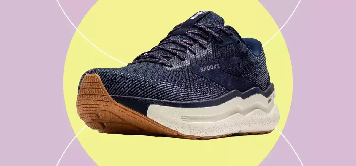 Brooks Ghost Max 2: The Ultimate Cushioning Sneaker for Pain-Free Movement