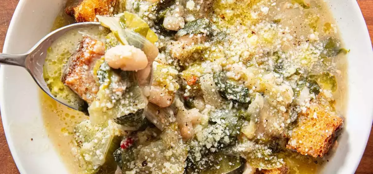 Warm Winter Comfort: Essential Soups & Stews