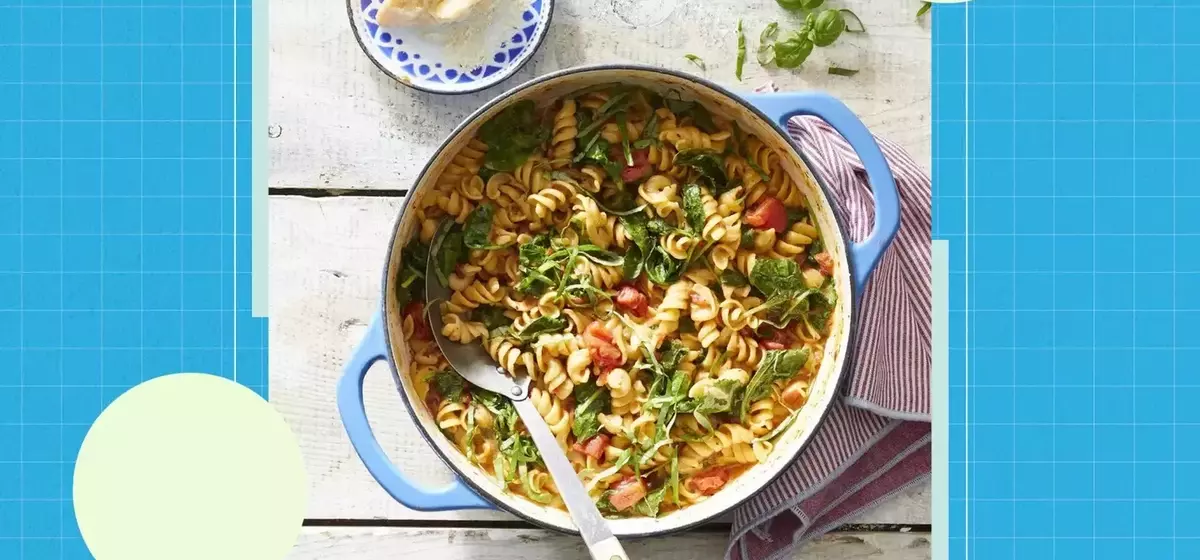 Enjoy Pasta While Losing Weight: Dietitians' Top Strategies