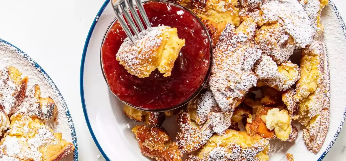 Mastering Kaiserschmarrn: An Austrian Torn Pancake Recipe