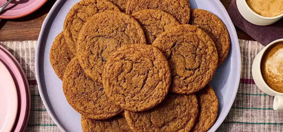 Irresistible Gingerbread Latte Cookies: A Perfect Holiday Treat