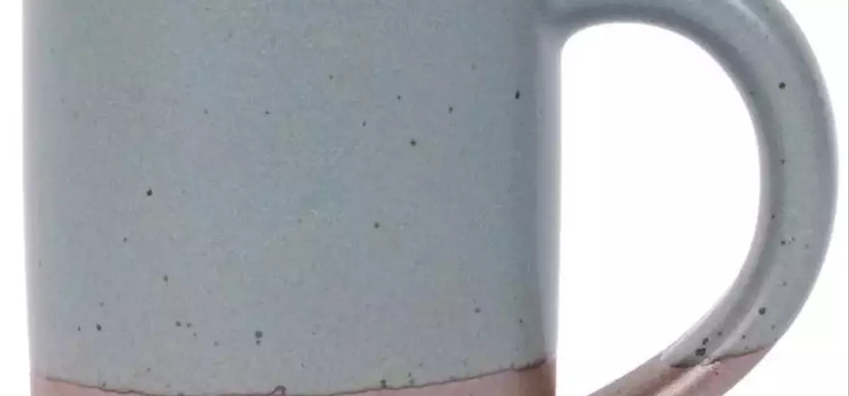 The Ultimate Guide to Coffee Mugs: From Craftsmanship to Smart Technology