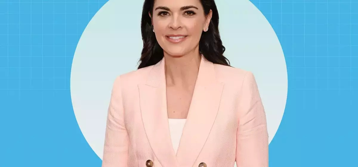 Katie Lee Biegel's Five-Ingredient Pimento Cheese Dip: A Holiday Party Essential