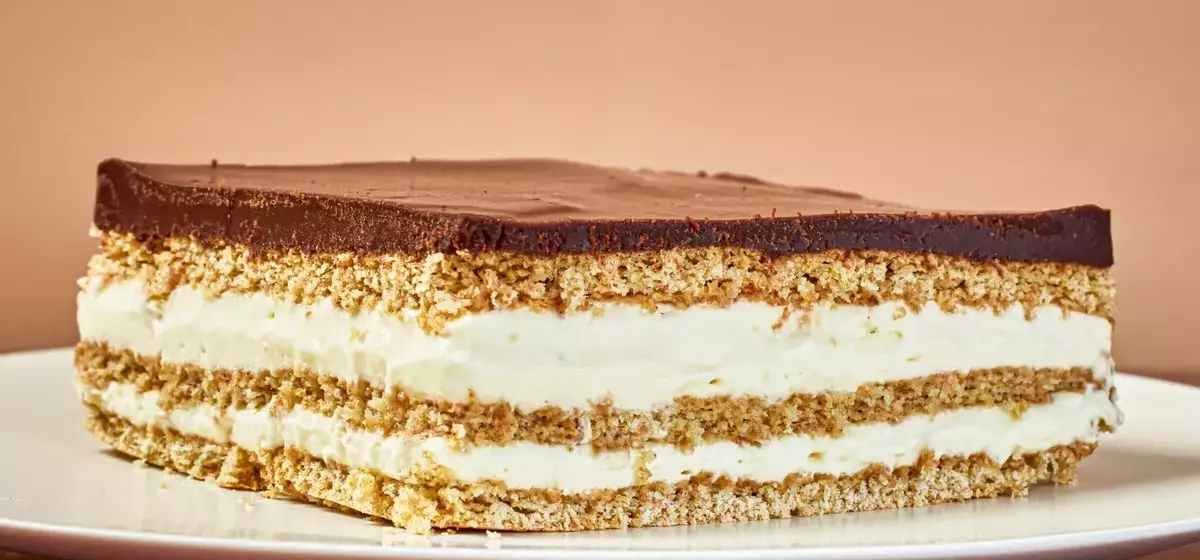 Elevating the Eclair Cake: A Sophisticated No-Bake Dessert
