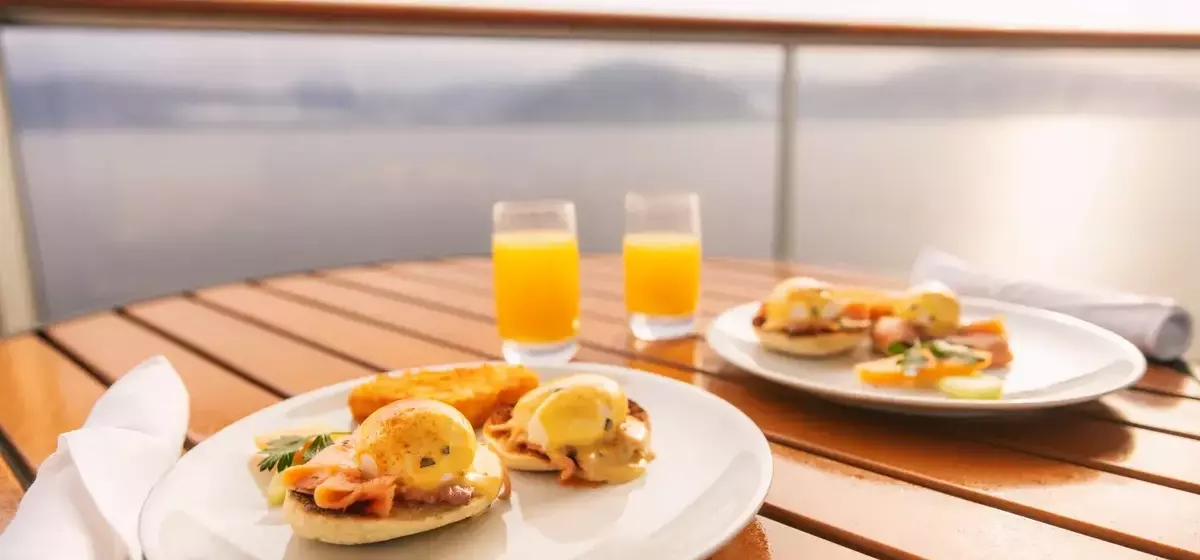 Staying Healthy at Sea: Preventing Foodborne Illness on Your Cruise