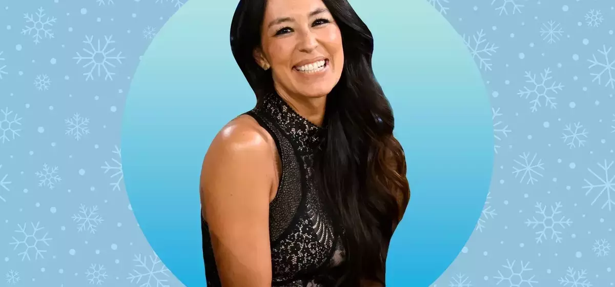 Joanna Gaines' Mother-in-Law's Famous Chocolate Cake Roll: A Holiday Tradition