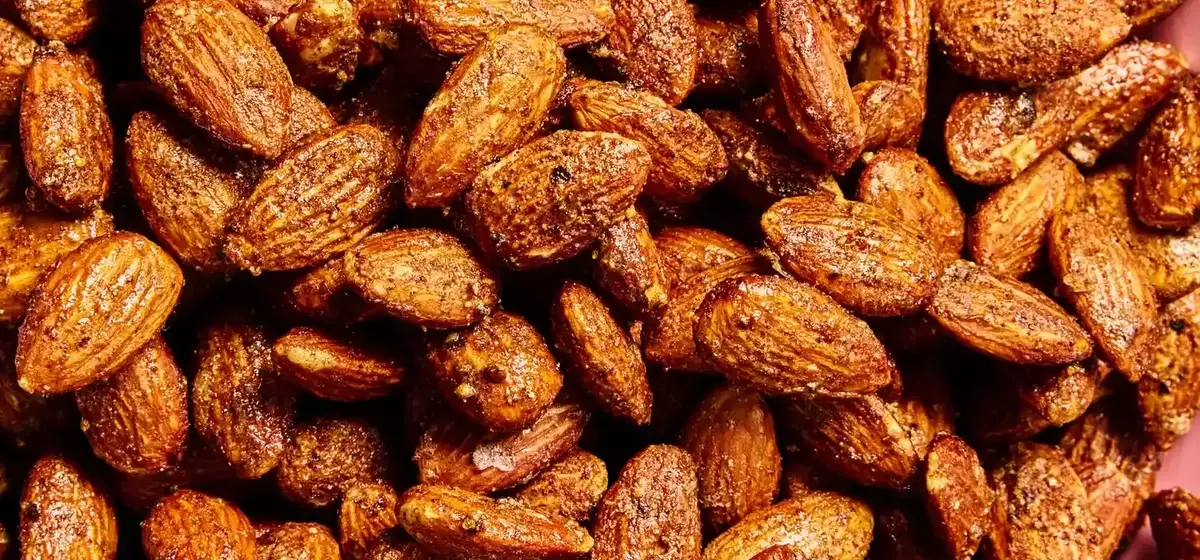 Delectable Spiced Almonds: A Healthy and Flavorful Snack