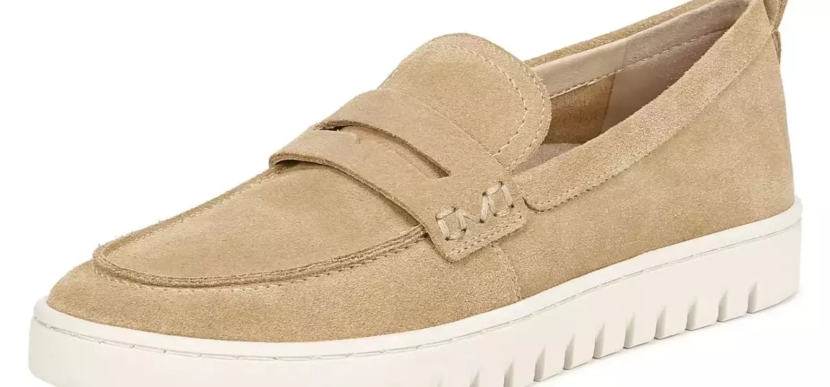 Top Post-Christmas Shoe Deals for a Healthier You