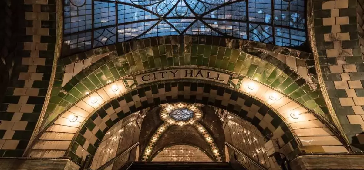 NYC Mayor's Oath in Historic Subway Station