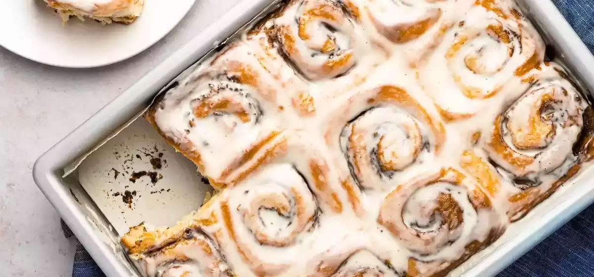 Achieve Perfect Dough Proofing with This Simple Cast Iron Skillet Trick