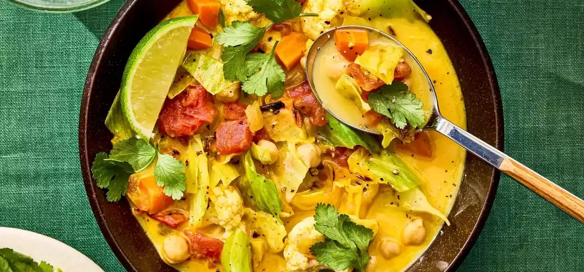 Flavorful Cabbage Soup with Coconut Milk and Chickpeas