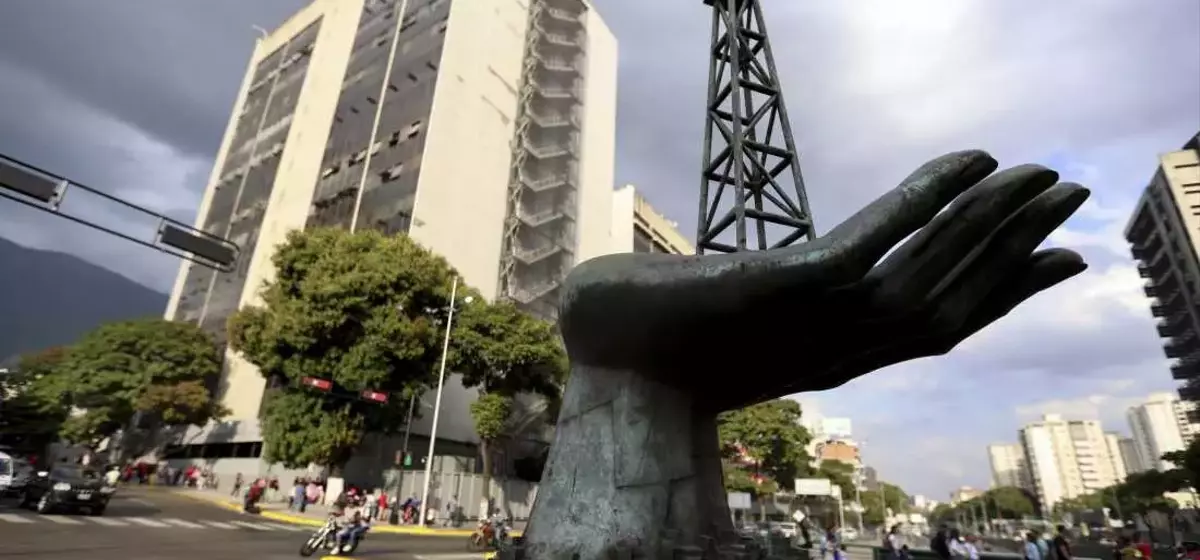 Will Global Oil Abundance Deter Investment in Venezuelan Reserves?