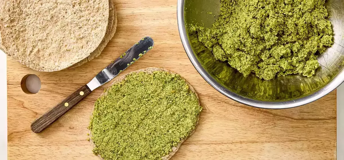 Simplified Falafel Pitas: A Pan-Fried Delight