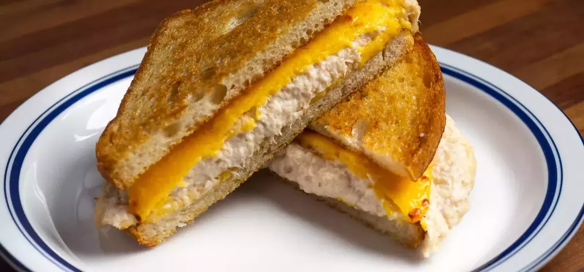 The Ultimate Guide to Crafting the Perfect Tuna Melt Sandwich