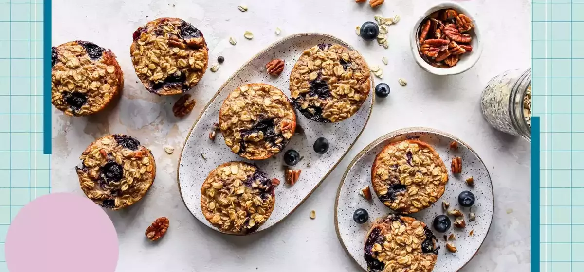 The Morning Snack for Digestive Health: Oatmeal Cups with Blueberries and Nuts