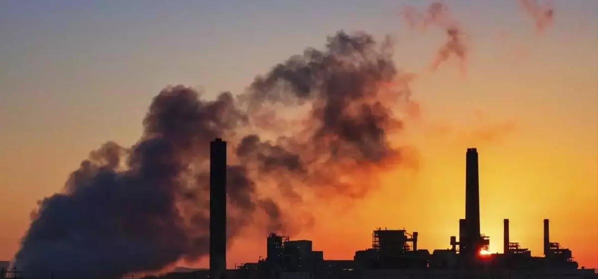 EPA Alters Approach to Air Pollution Rule Cost-Benefit Analysis