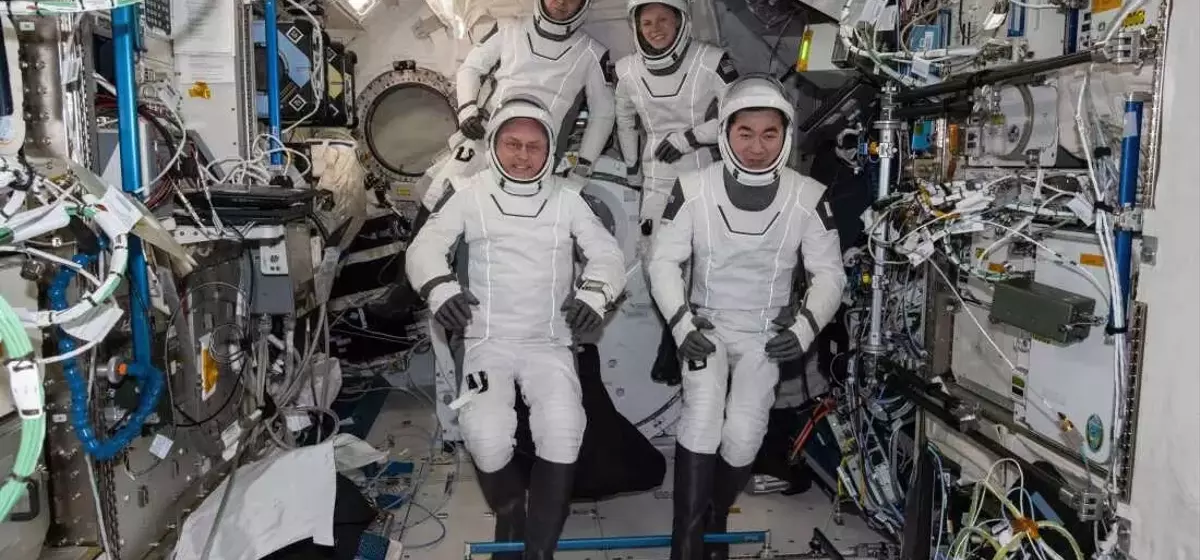 NASA's Crew-11 Mission Returns Early Due to Astronaut's Medical Condition