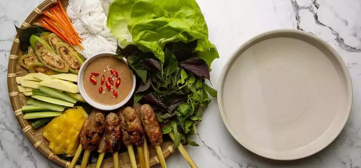 Exploring the Art of Vietnamese Rice Paper Rolls