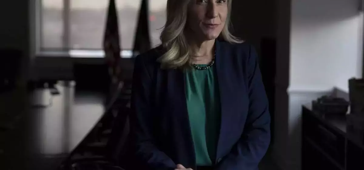 Spanberger Becomes Virginia's First Female Governor, Marking a New Era