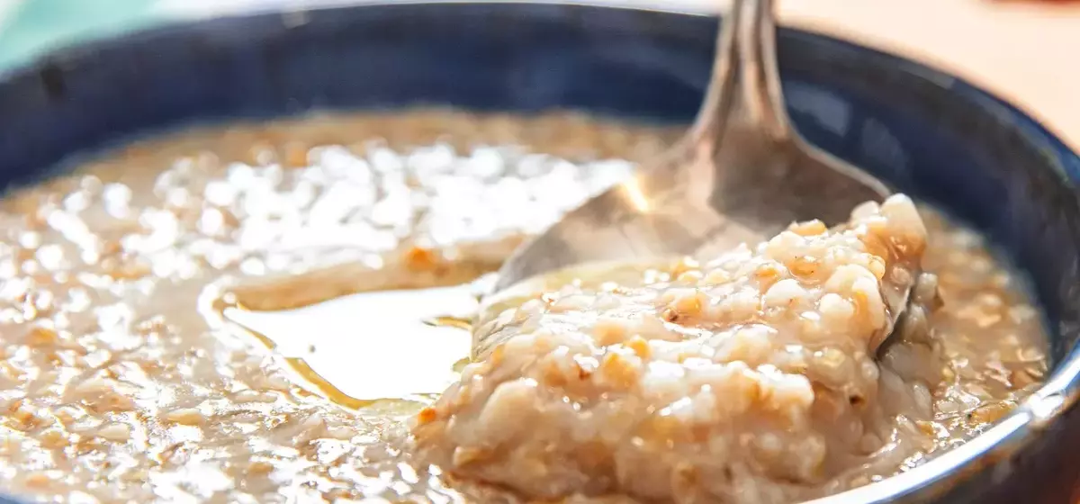 Enhancing Oatmeal Flavor with Dates