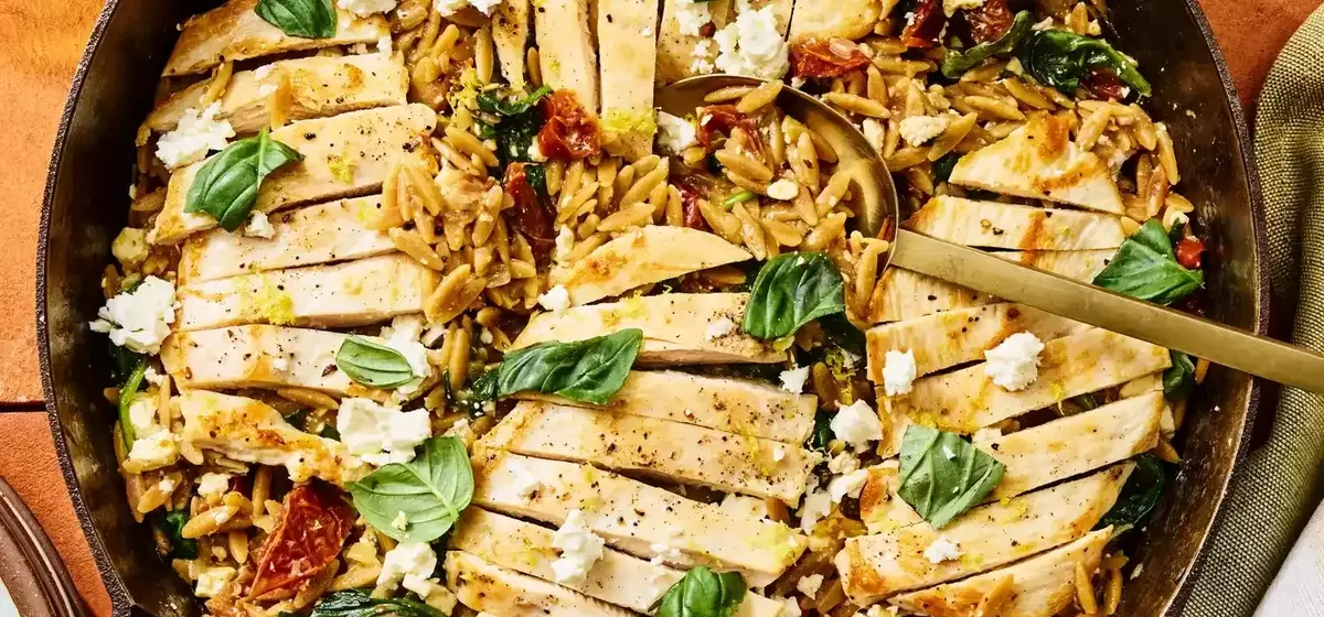 Delectable One-Pan Chicken, Spinach & Sun-Dried Tomato Orzo