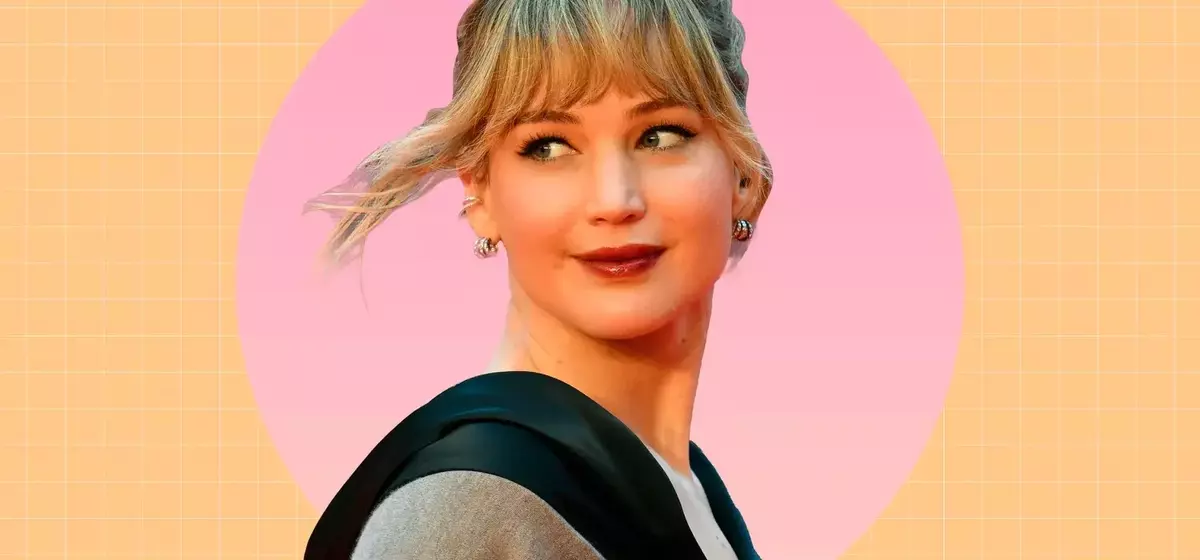 Jennifer Lawrence's Airport Snack Indulgence: Doritos and Dietitian Insights